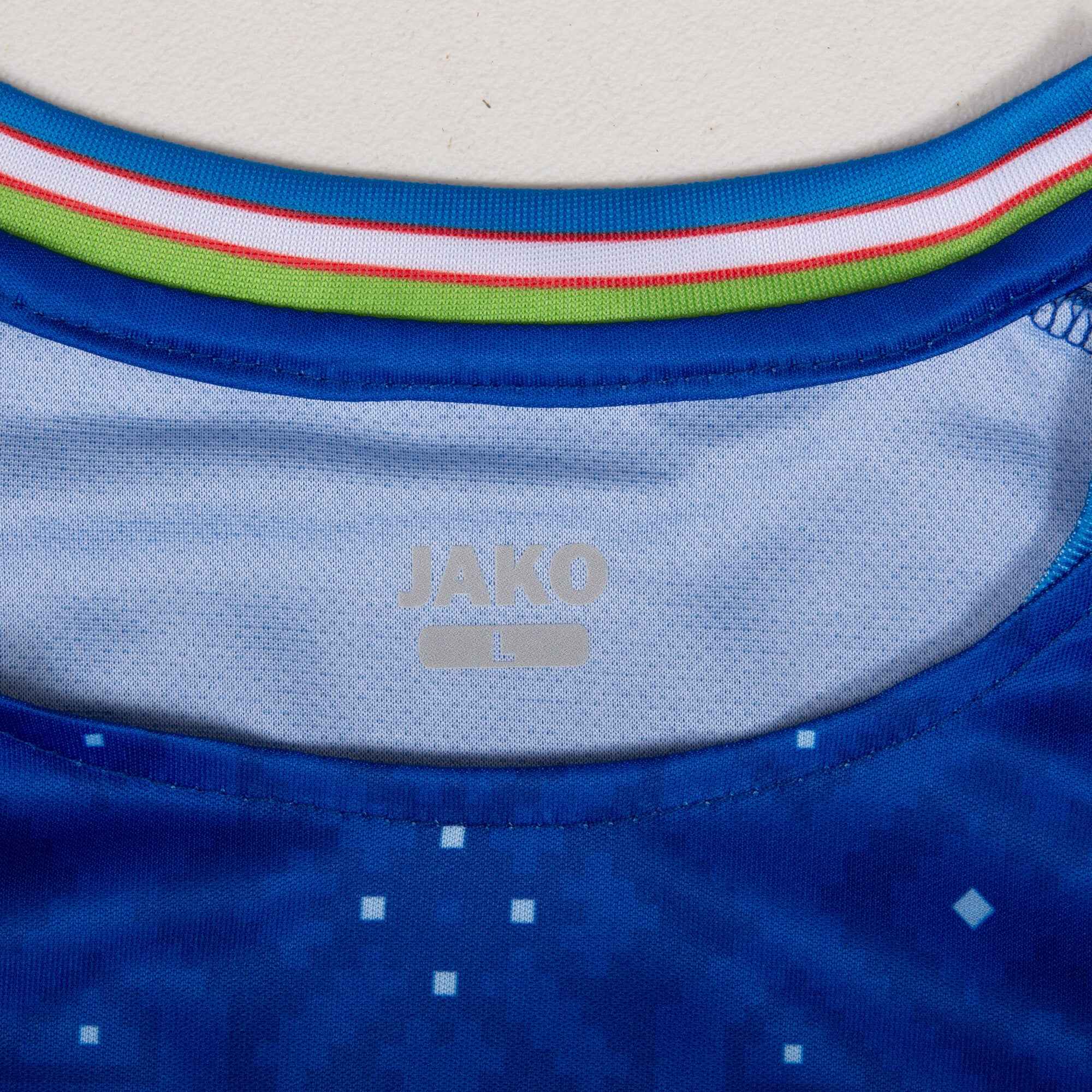 UZBEKISTAN WORLD CUP 26 HOME JERSEY - OFFSIDE CLUB