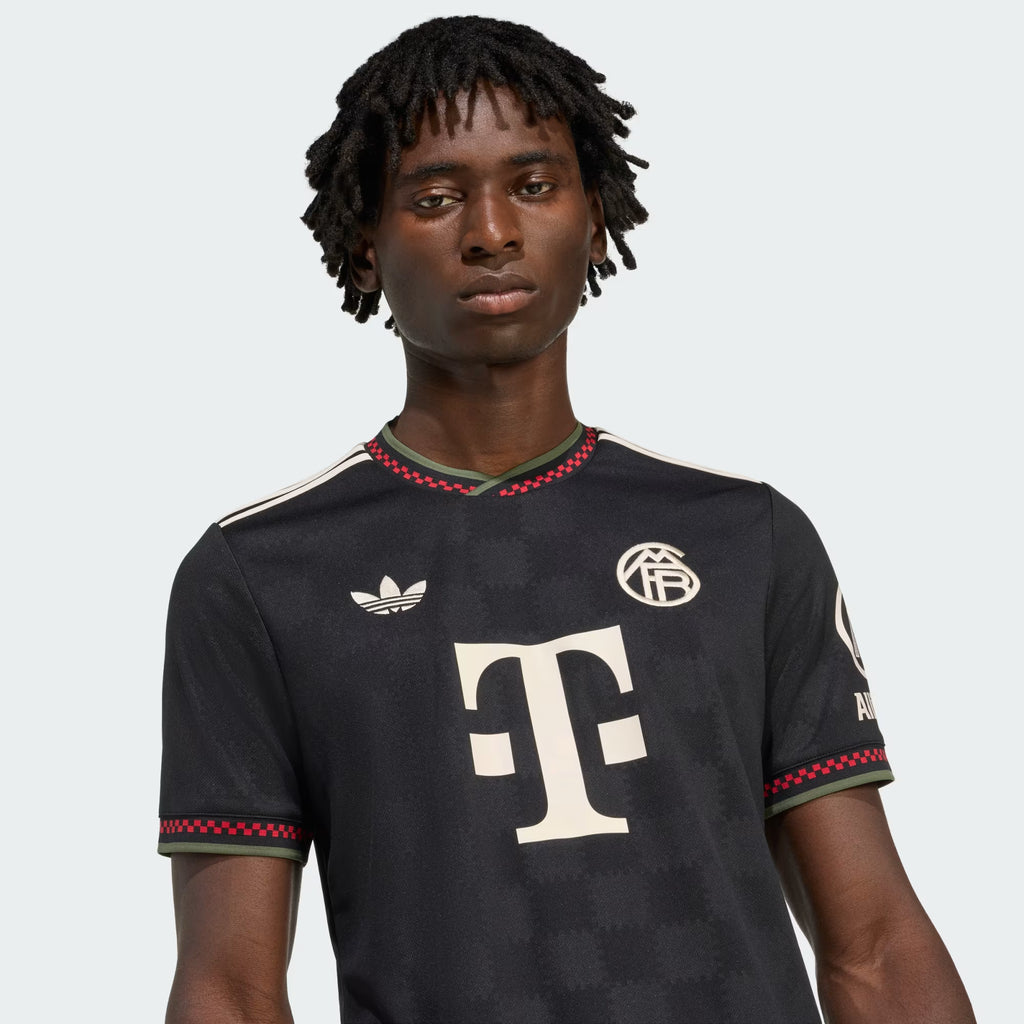 BAYERN 25/26 THIRD