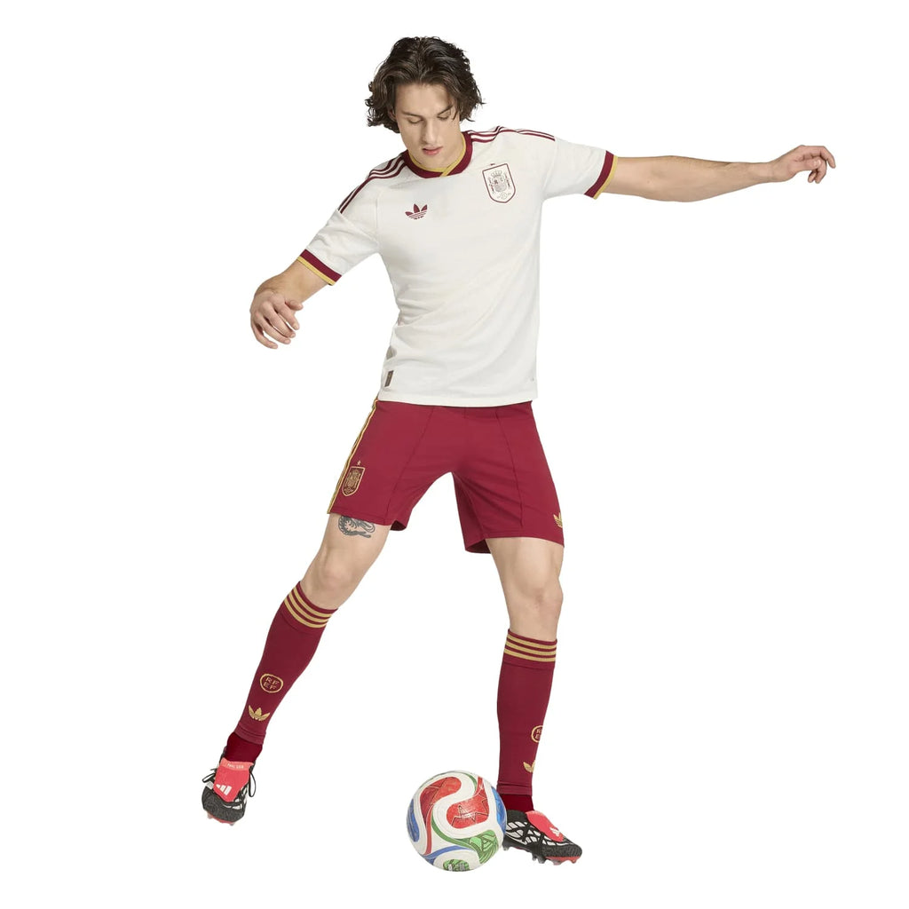 EQUIPACIÓN DE VISITANTE DE ESPAÑA PARA LA COPA MUNDIAL DE LA FIFA 26™